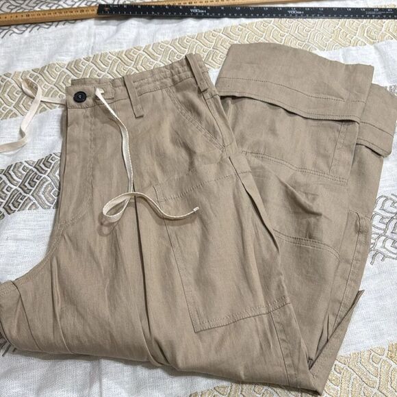 (J) Zara Women Linen Blend Cargo Pants Beige, Straight Leg, Wide Cuffs at Ankle - Picture 8 of 13